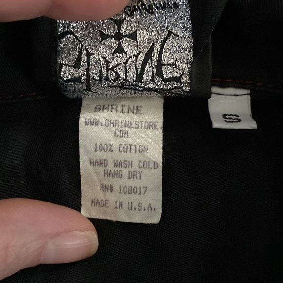 Shrine Gothic red skull sleeveless vest shirt - Picture 6 of 7